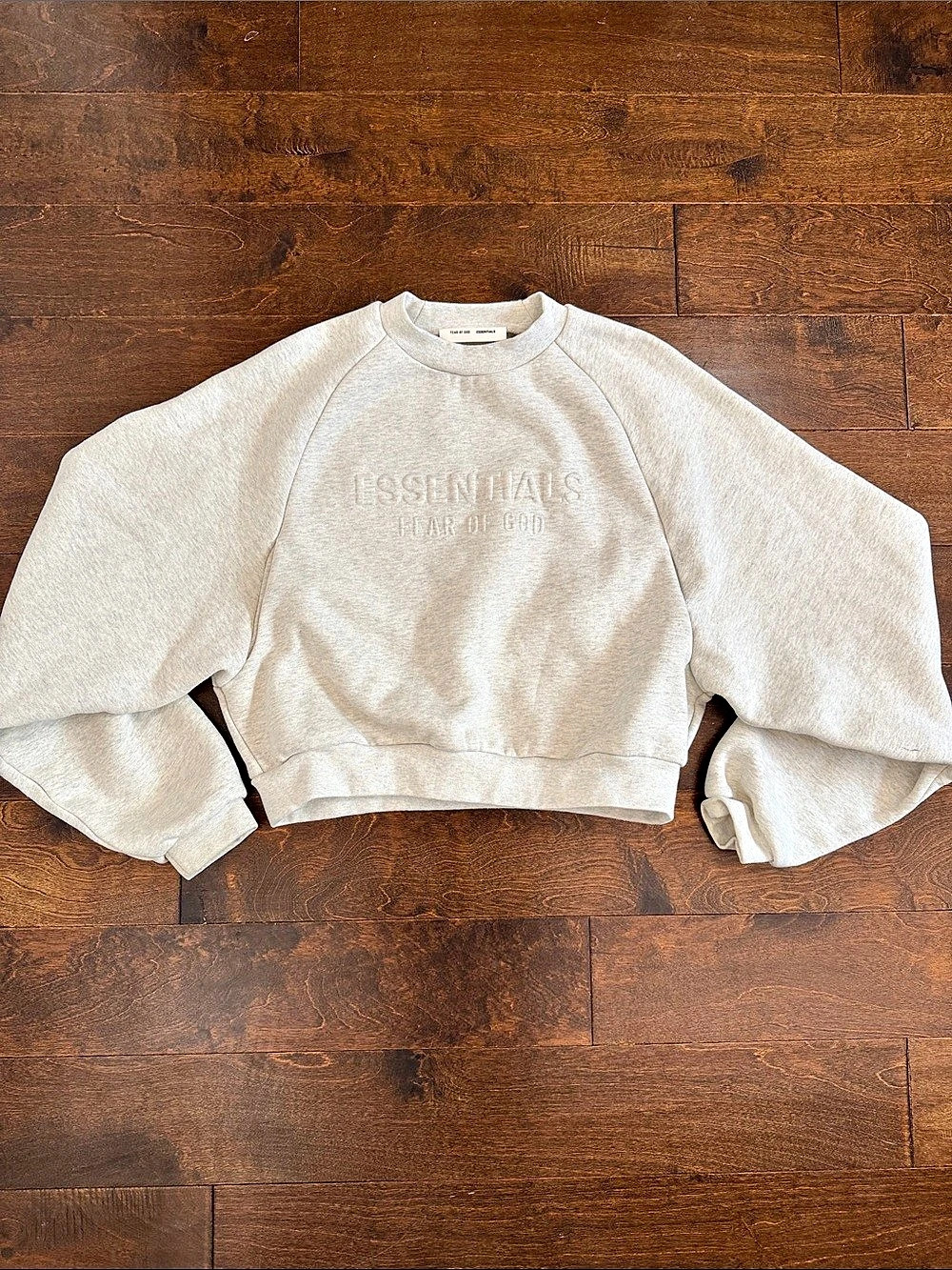 Fear of God Essentials Crewneck Cream Size Medium Like New
